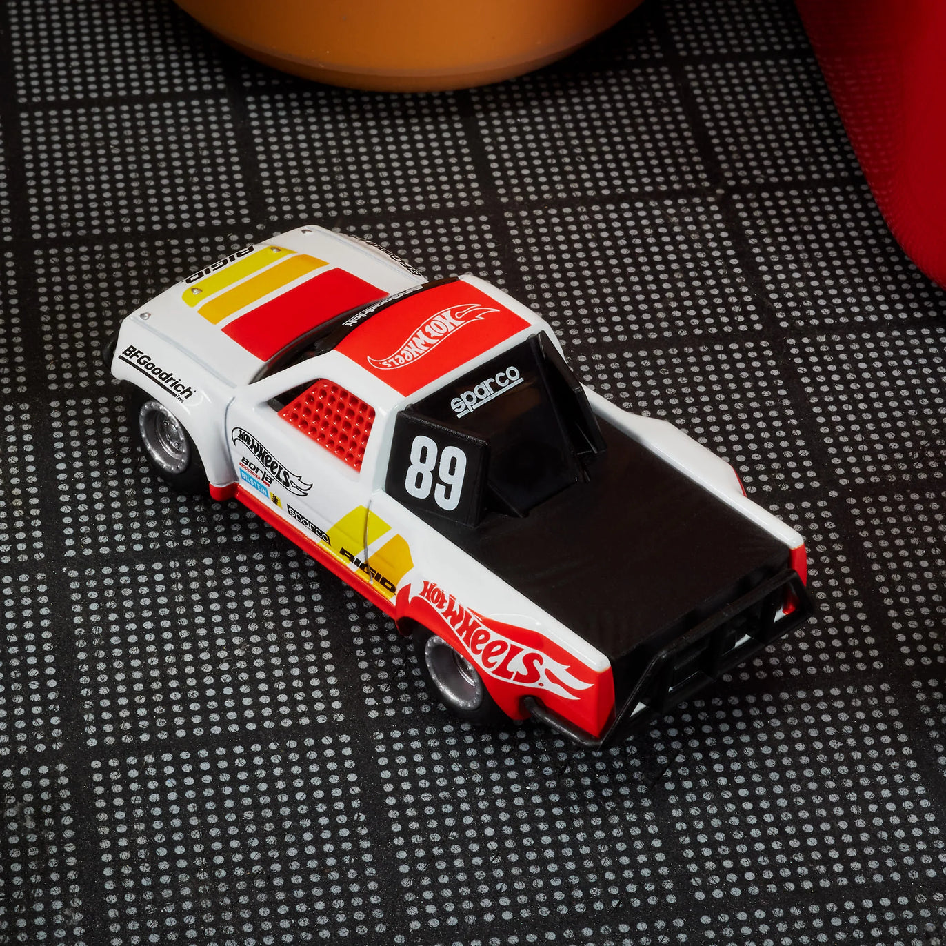 Hot Wheels Collectors Elite 64 1989 Toyota HiLux Stadium Truck